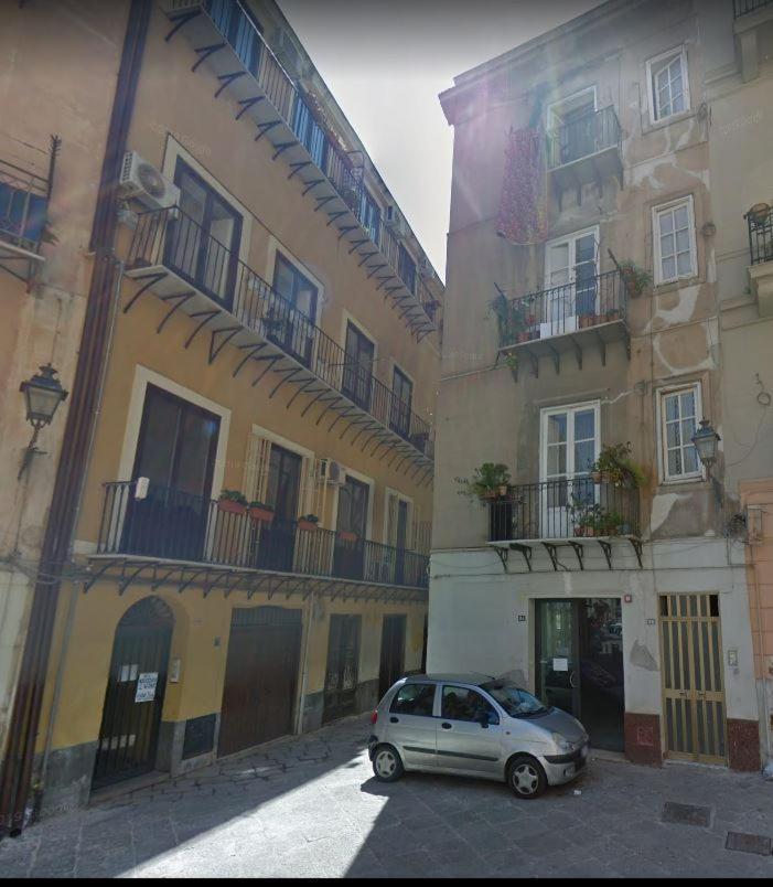 Casa Barrilaio Apartment Palermo Bagian luar foto